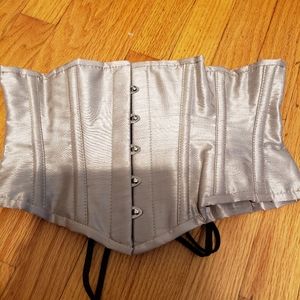 Hourglass Curve Standard CS-201